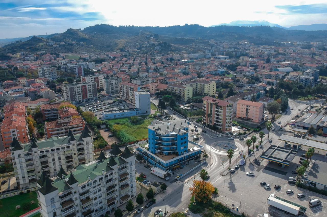 B&B Palazzo Del Toro Montesilvano Marina Zewnętrze zdjęcie