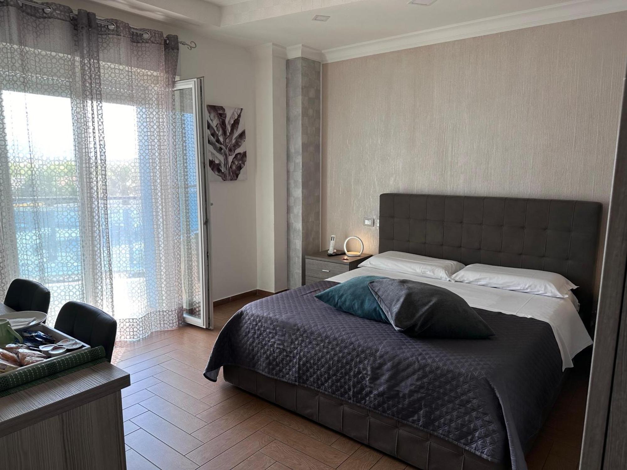 B&B Palazzo Del Toro Montesilvano Marina Zewnętrze zdjęcie